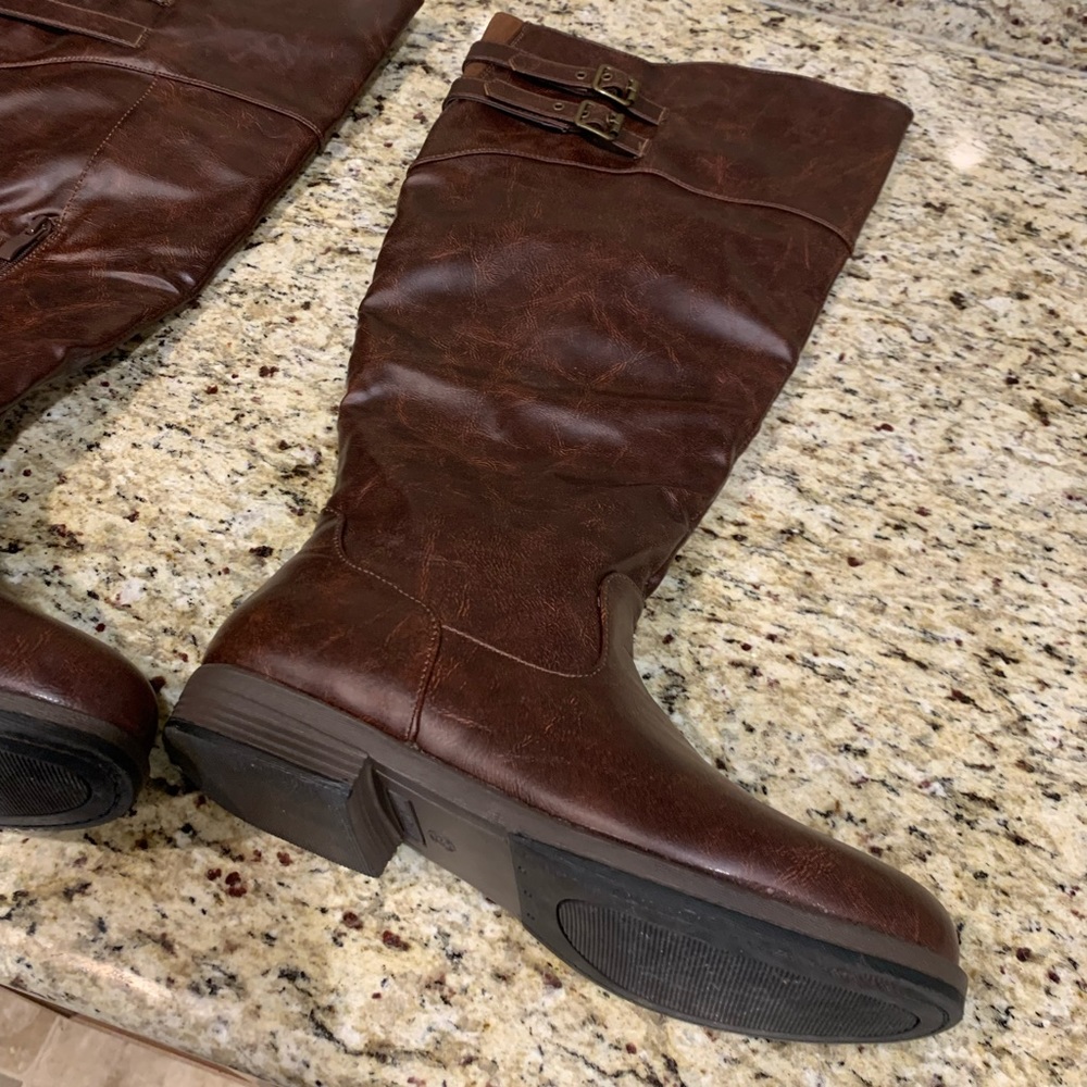 Women’s Tori Knee-High Boots - Picture 9 of 15